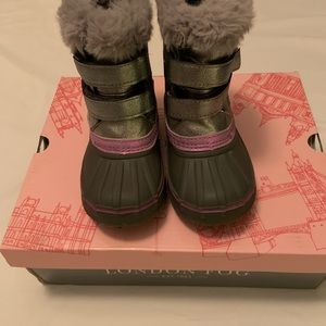 London Fog snow boots 8 T